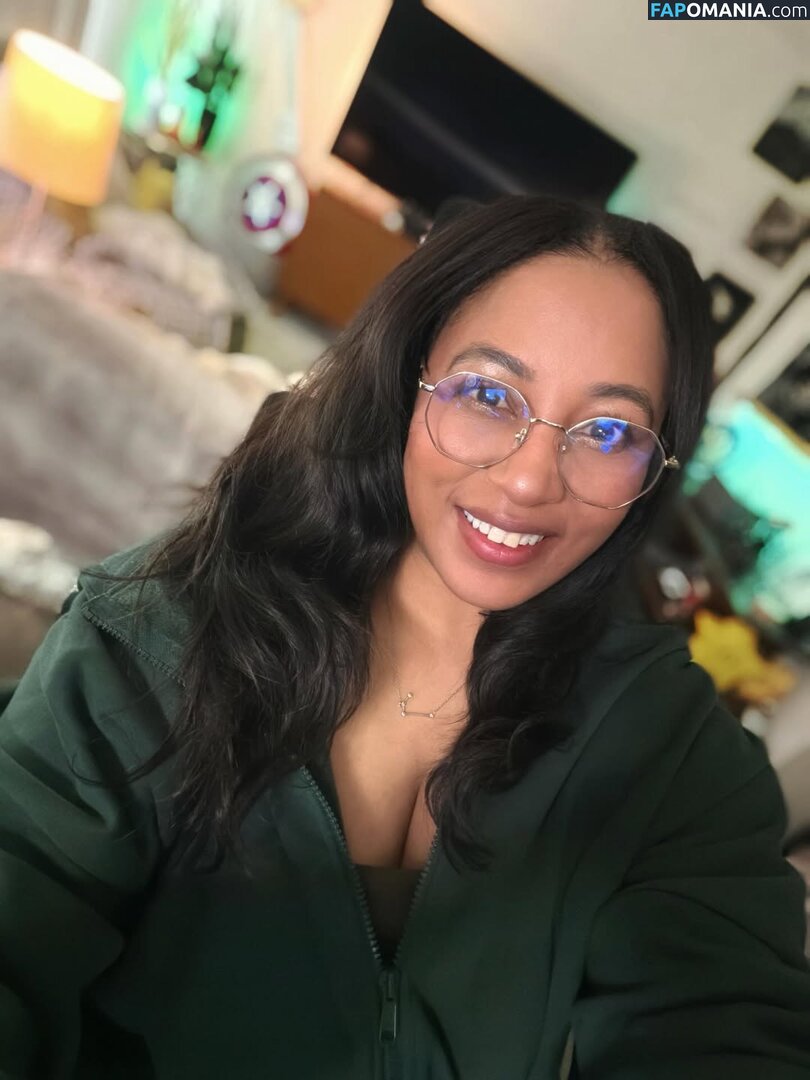 Curiousjoi / https: Naken OnlyFans  Läckta Foto #3