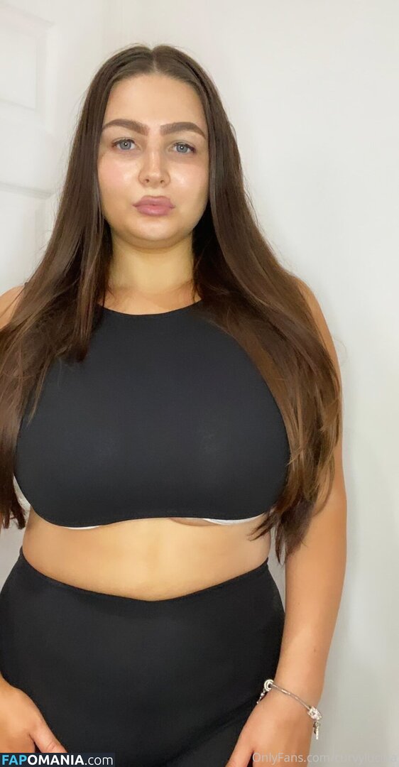 curvylucina / lucialucina Naken OnlyFans  Läckta Foto #14
