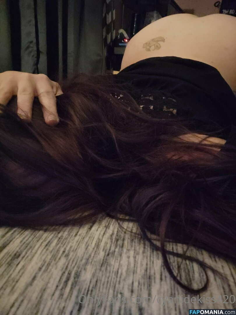 cyanidekiss420 / samanthaxcyanide Naken OnlyFans  Läckta Foto #2