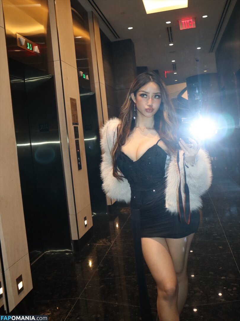 Cynthia Gu / cyngxq Naken OnlyFans  Läckta Foto #13