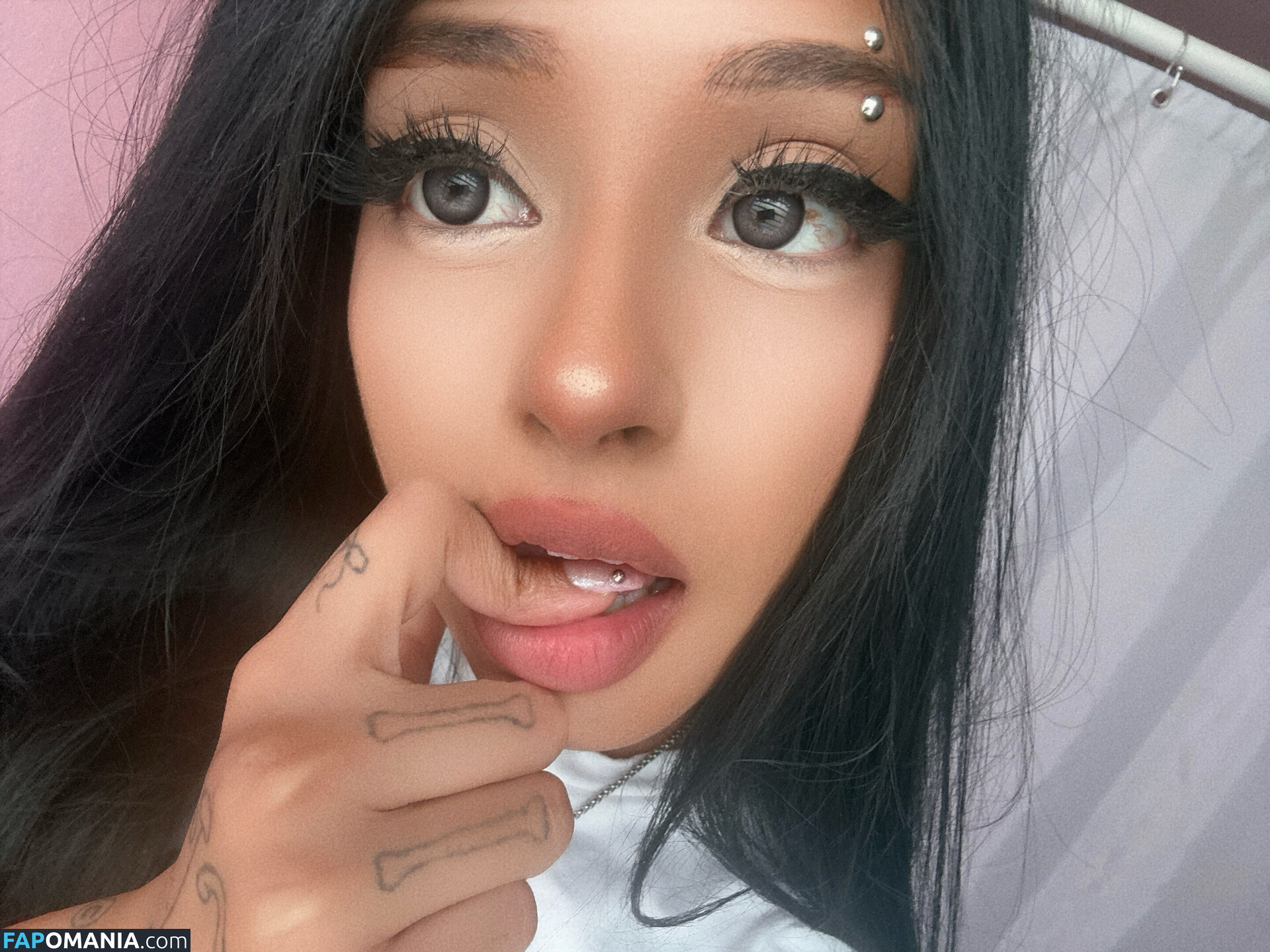 d0llgrim / grimd0ll / therealgrim Naken OnlyFans  Läckta Foto #1