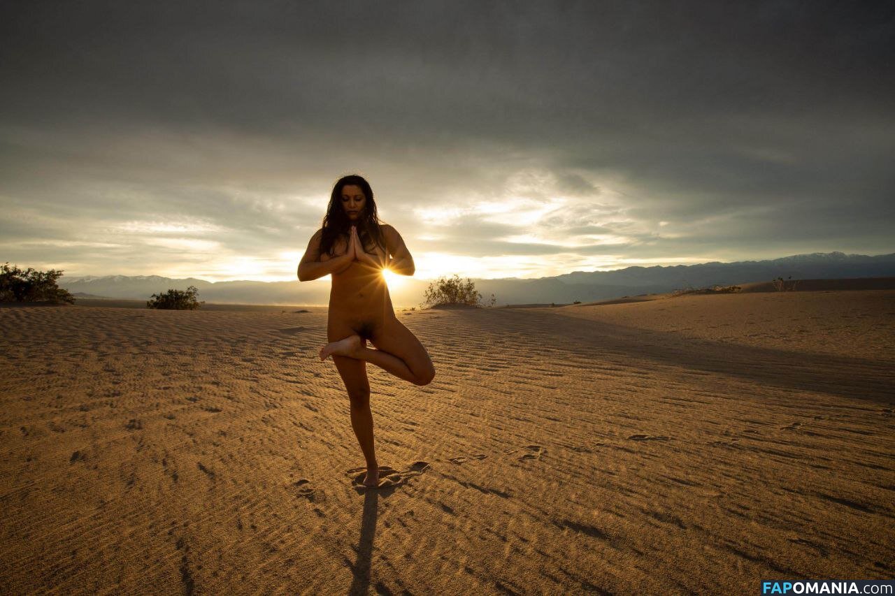 Carla White / Dakini / Devi / devithemodel / googlymonstor Naken OnlyFans  Läckta Foto #765