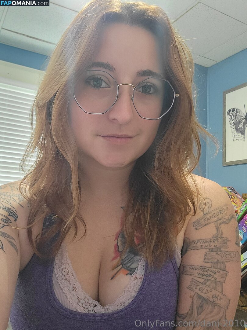 dani-2010 / dani_j2010 Naken OnlyFans  Läckta Foto #6