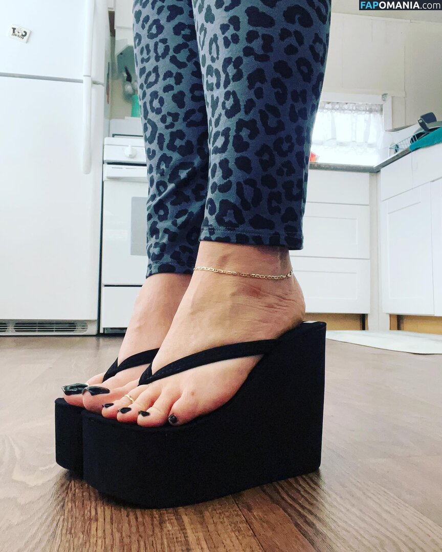 Dani Lee / Loveher_toes / iamhershei_ Naken OnlyFans  Läckta Foto #2