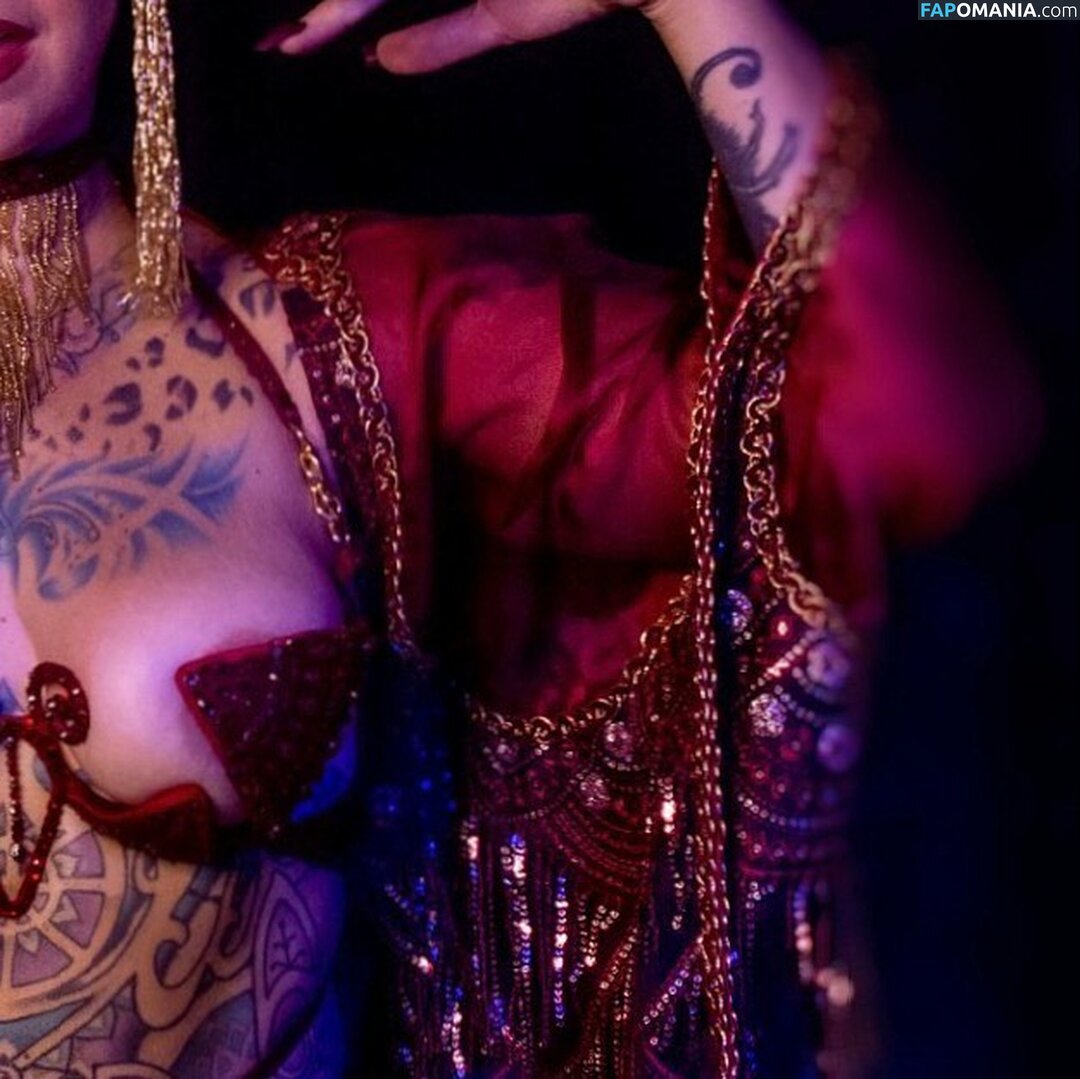 Danielle Colby Naken Läckta Foto #81