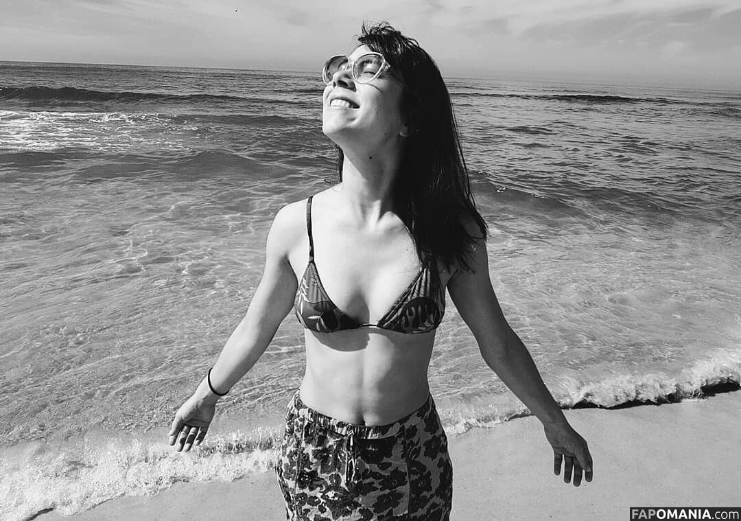 Daphne Bozaski / daphnebozaski Naken OnlyFans  Läckta Foto #2