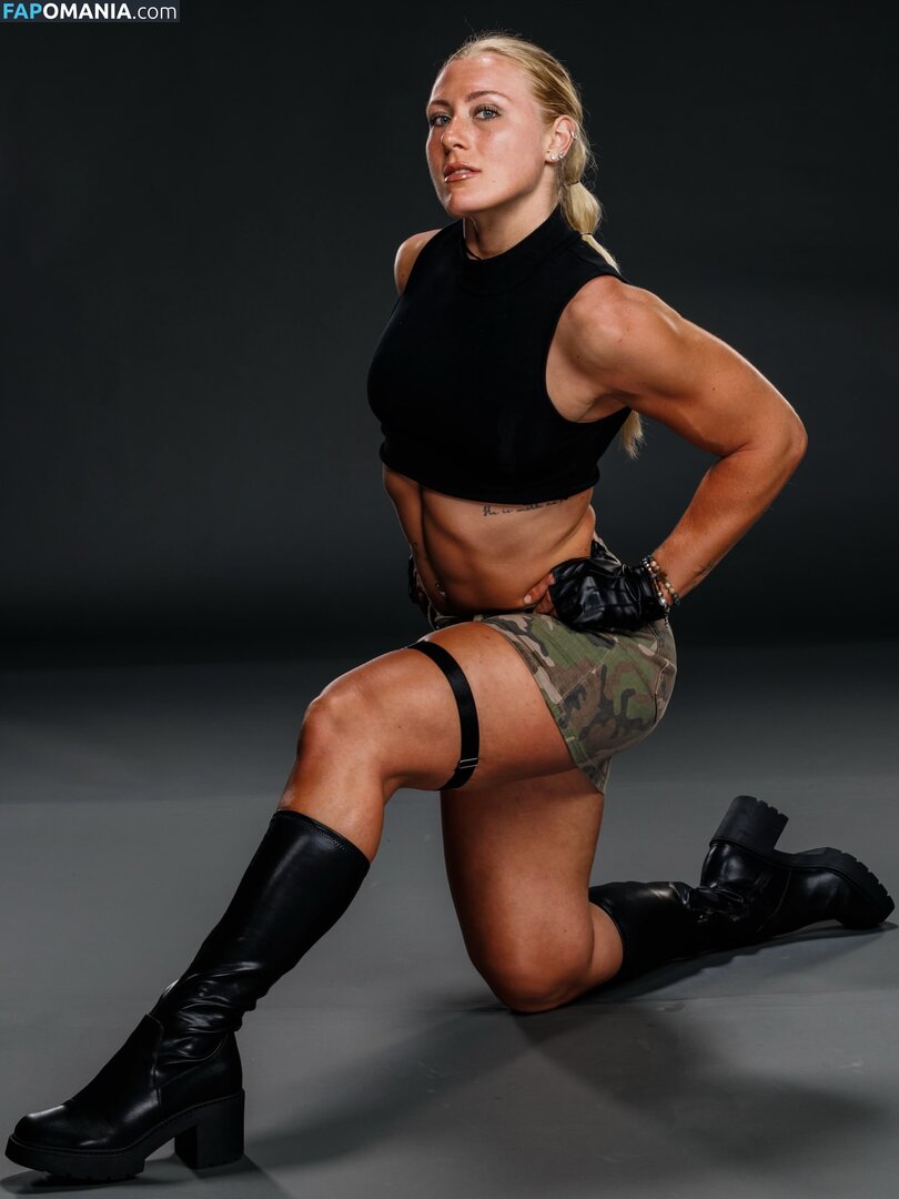 Delia Schweizer / delia.schweizer Naken OnlyFans  Läckta Foto #2