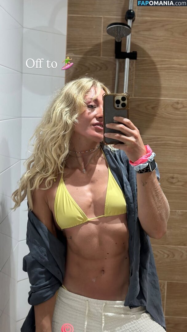 Delia Schweizer / delia.schweizer Naken OnlyFans  Läckta Foto #8