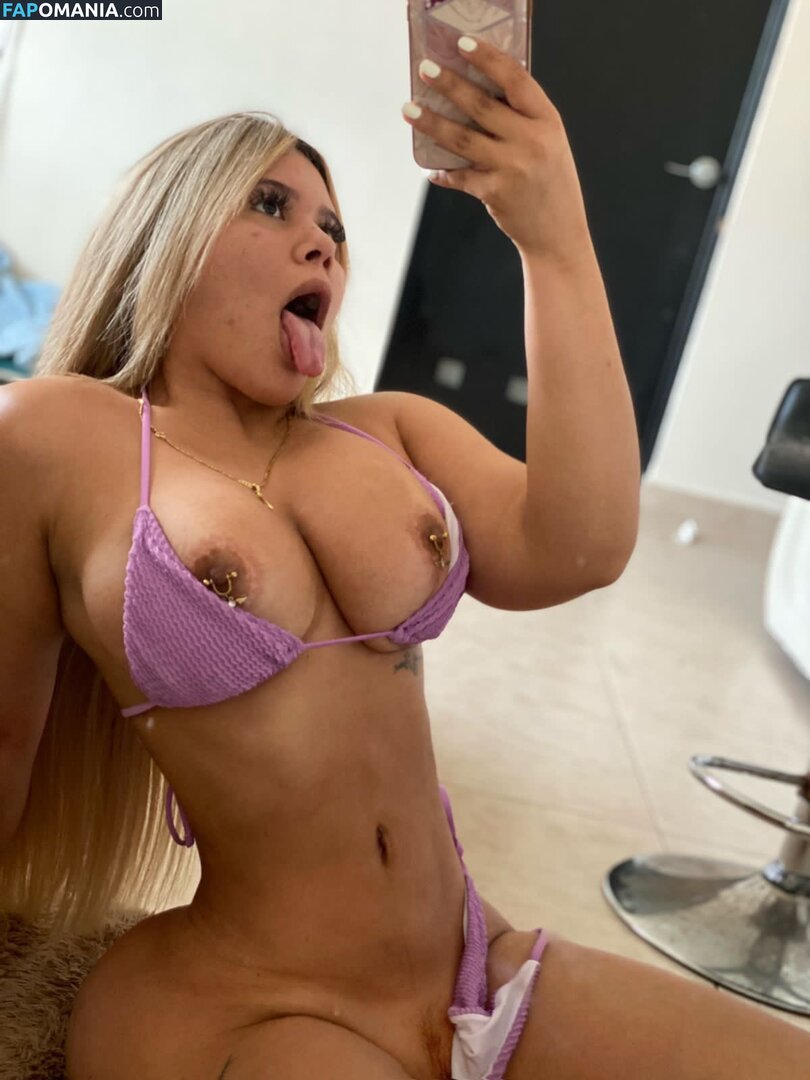 Desiree Gonzalez / Dezii G / Dezii Gonzalez / desireegonzaleznoguera / deziigonzalezoficial / https: Naken OnlyFans  Läckta Foto #50