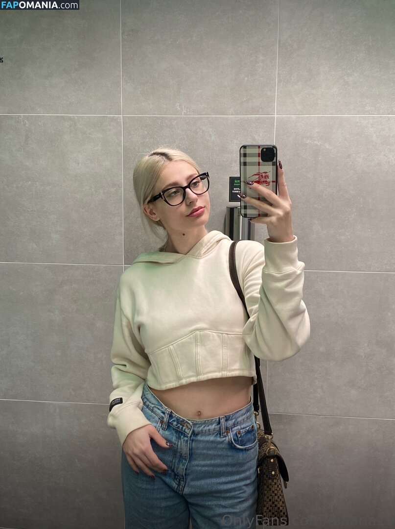 diaana.19_ / diaana19 Naken OnlyFans  Läckta Foto #1