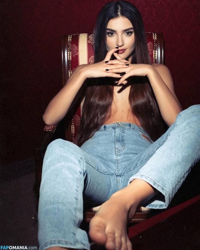Dina Saeva / senoritasaeva Naken OnlyFans  Läckta Foto #3