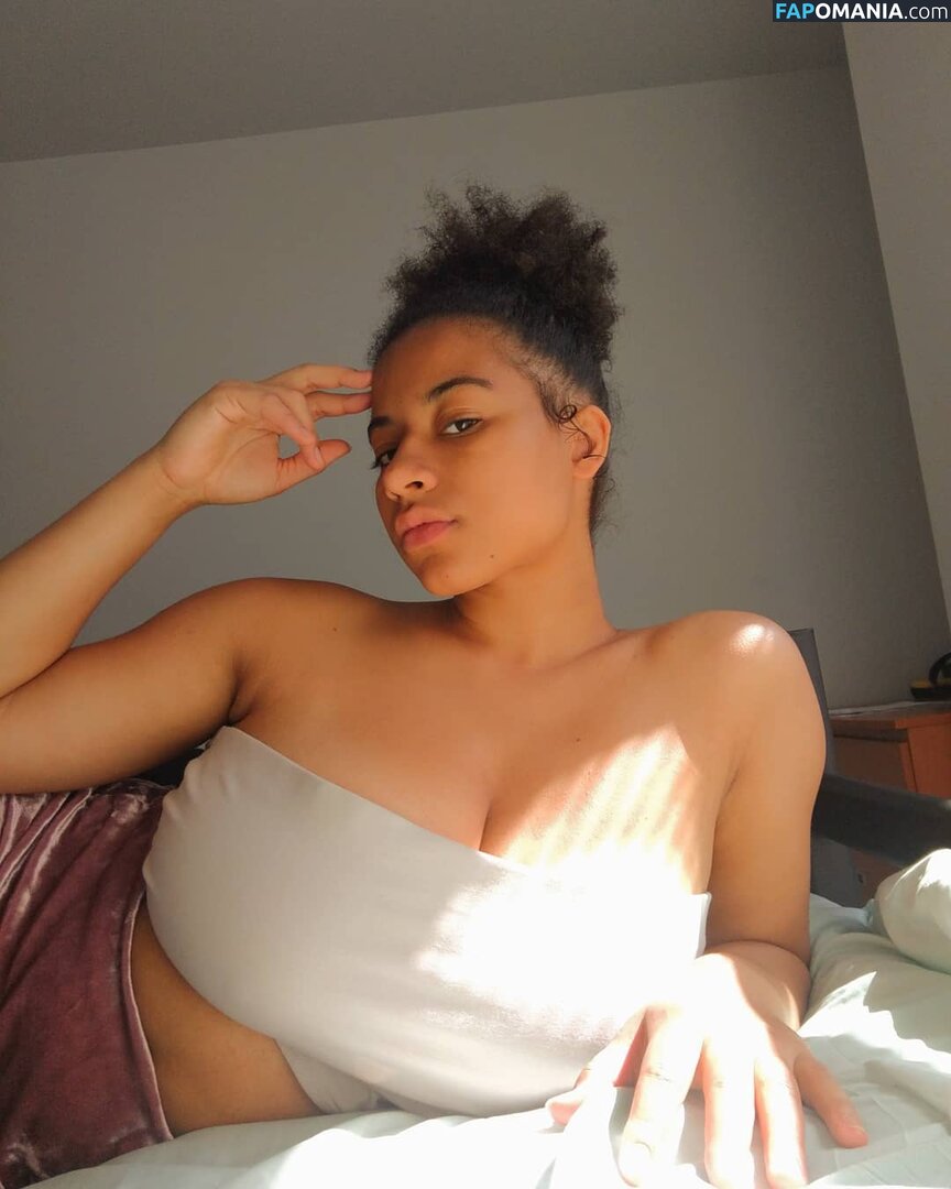 Dina / _ur_russian_dina / coco_ppop01 / dinadewgong Naken OnlyFans  Läckta Foto #36