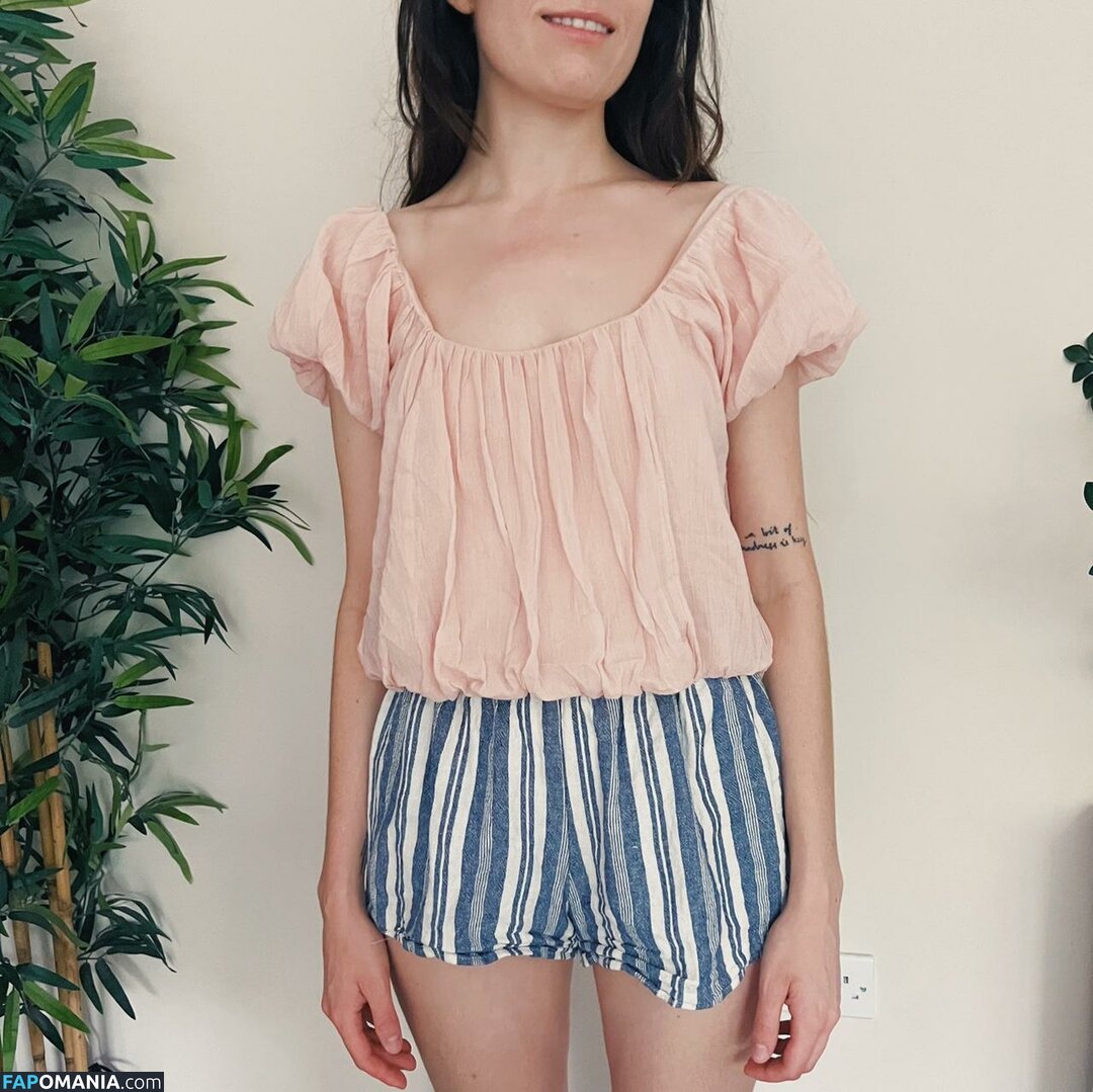 Doddleoddle / Dodie Clark Naken OnlyFans  Läckta Foto #79
