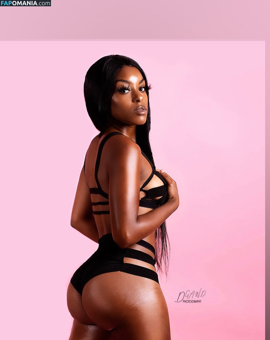 donna / donnaque3n / donnaqueen Naken OnlyFans  Läckta Foto #1