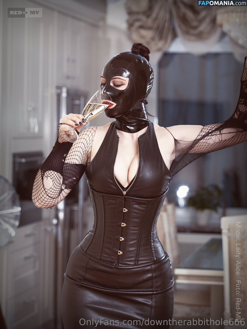 downtherabbithole101 / downtherabbithole666 Naken OnlyFans  Läckta Foto #2