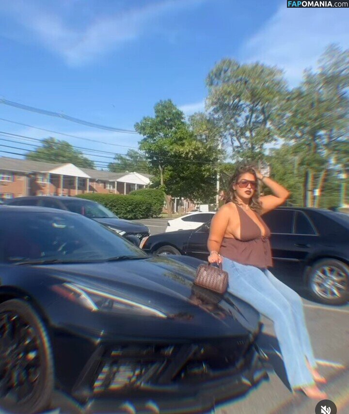 Drivewithisabella Naken OnlyFans  Läckta Foto #4