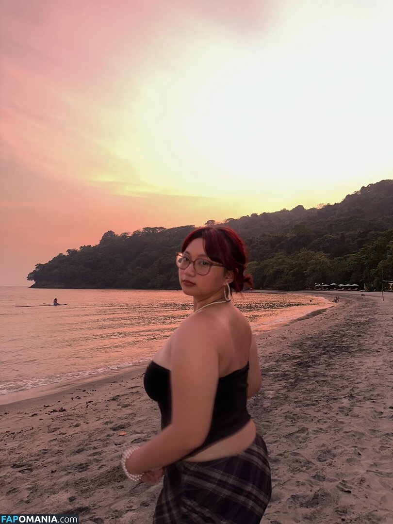 dvmyuna / dvna___dvna Naken OnlyFans  Läckta Foto #2