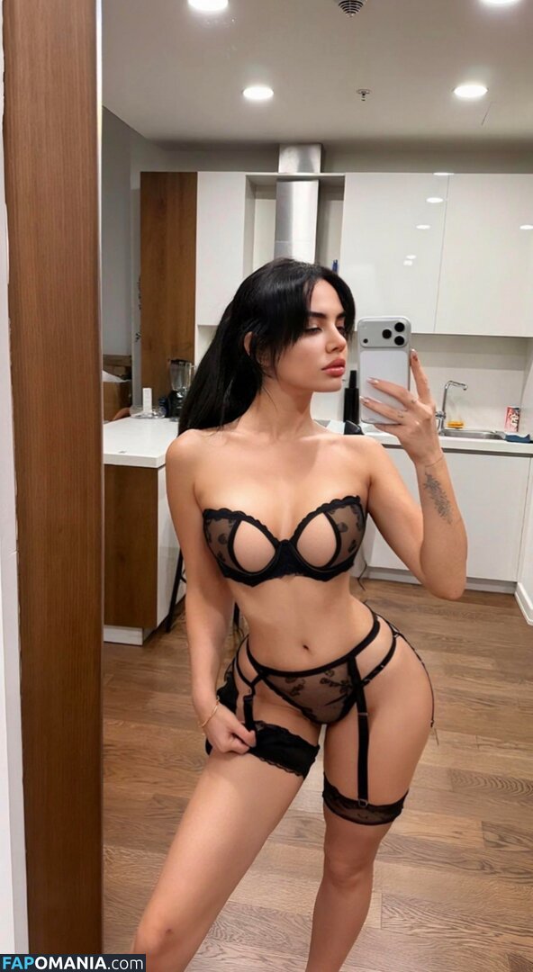 Ece Ronay / Eceronayofficial Naken OnlyFans  Läckta Foto #8