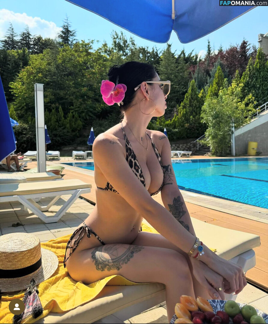 Edibe Bereket / Madamelyax Naken OnlyFans  Läckta Foto #6