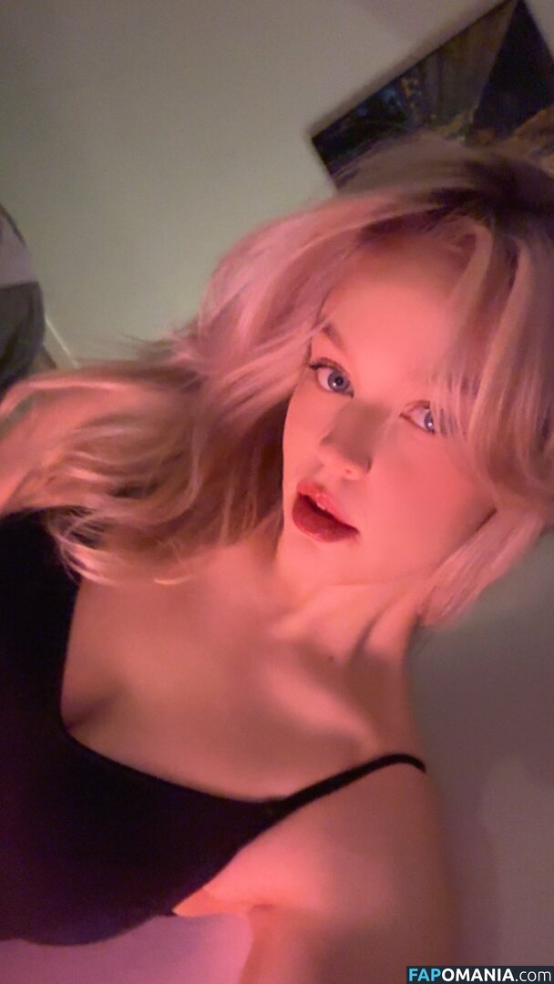 ElinaJasmin / ej_stream / https: Naken OnlyFans  Läckta Foto #4
