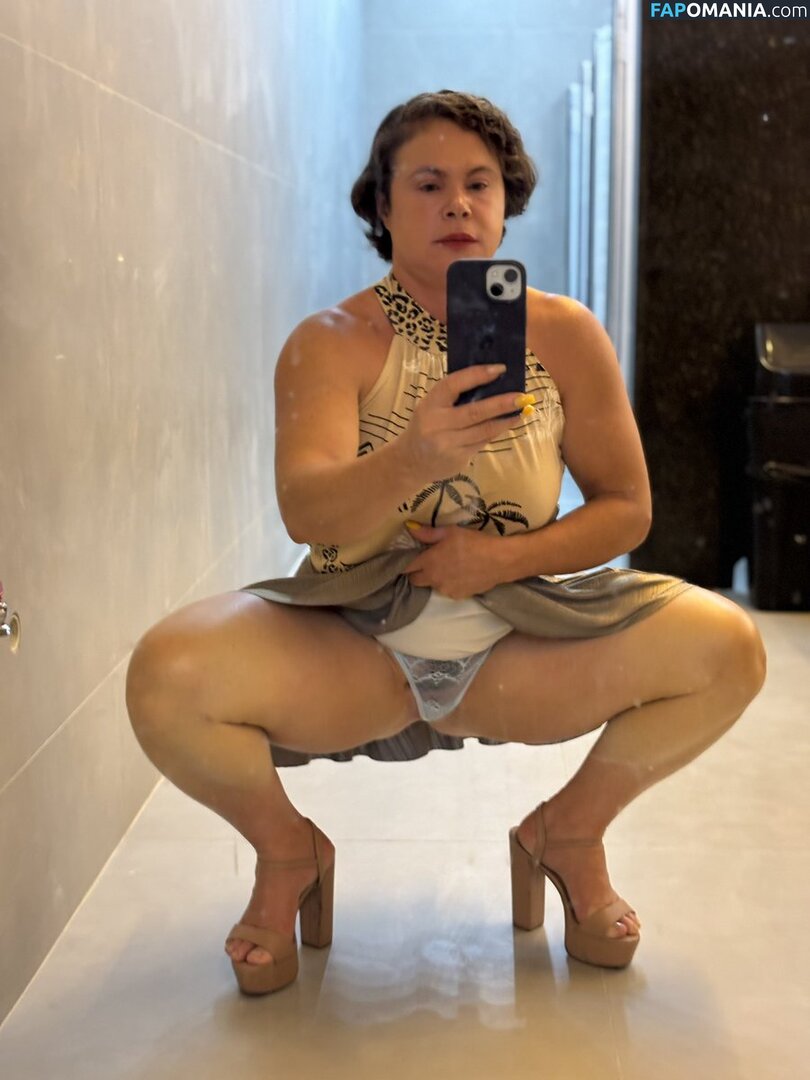 Elisangela Naken OnlyFans  Läckta Foto #4