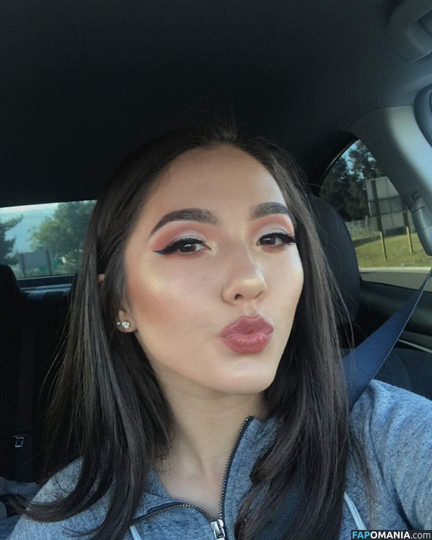 Eliza Chau / elizachau_ / elizaluv Naken OnlyFans  Läckta Foto #12