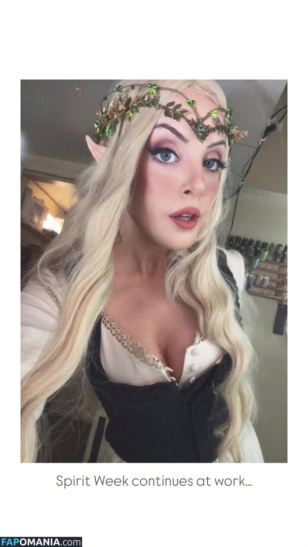 Elizabeth Gillies / lizgillz Naken OnlyFans  Läckta Foto #2