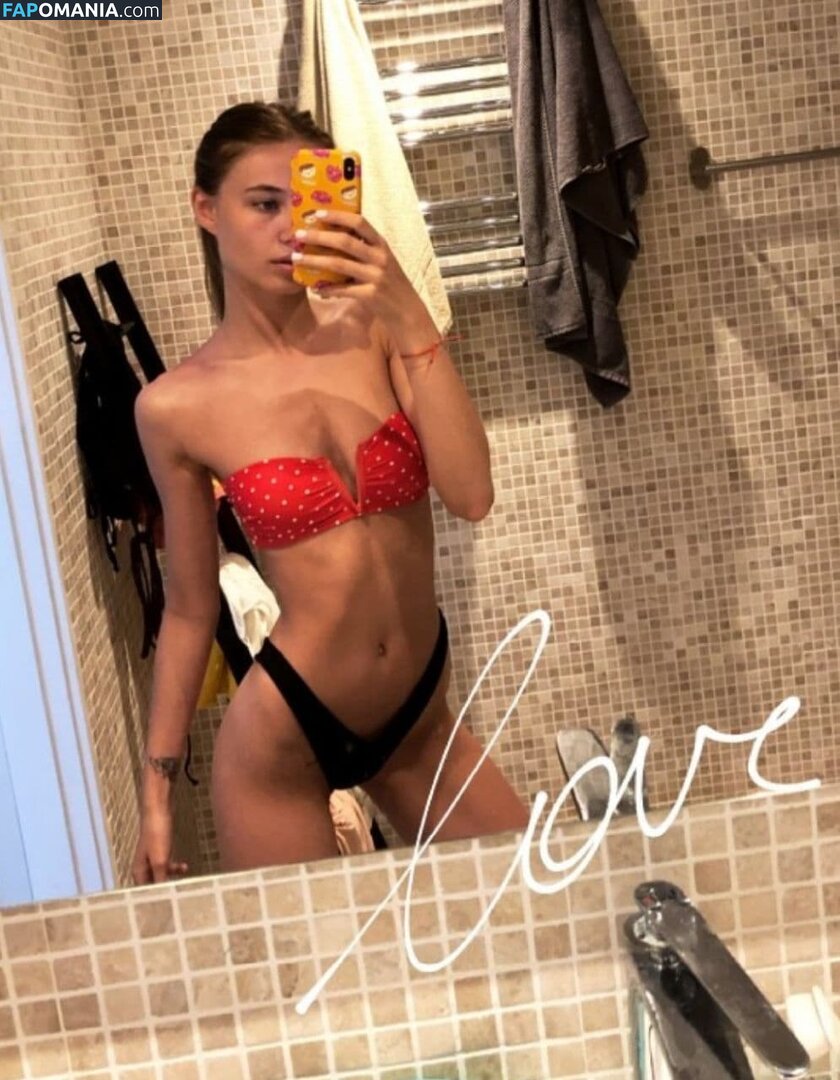 Elizabeth Vasilenko / elizabethvasilenko / elizvasilenko Naken OnlyFans  Läckta Foto #9