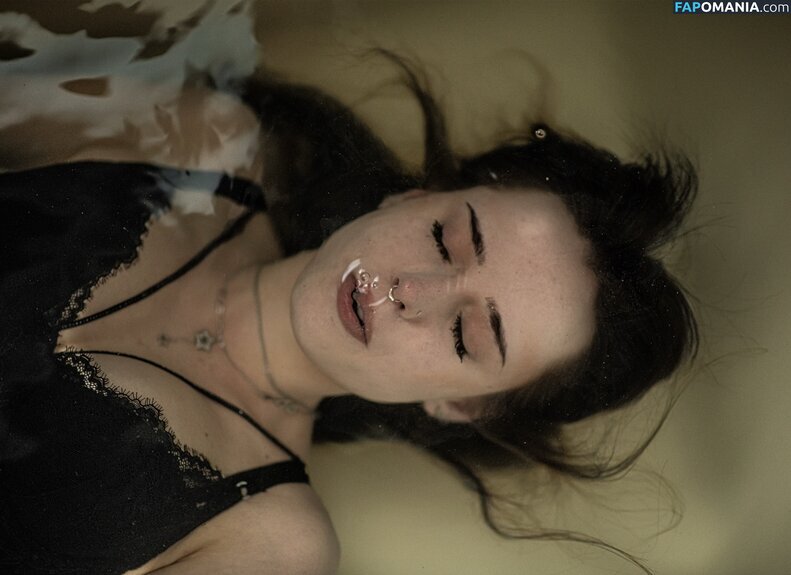 elizxaq / fakediosa Naken OnlyFans  Läckta Foto #2