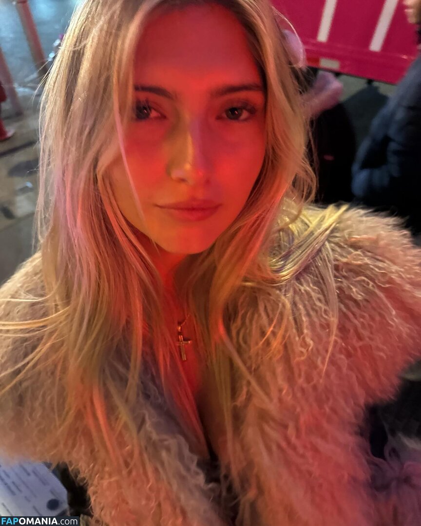 Ella Ailiff Naken OnlyFans  Läckta Foto #3