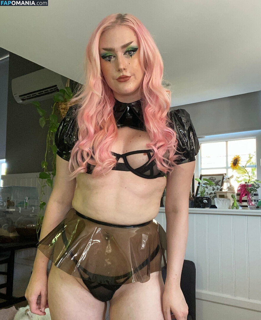Ellah Marlyn Naken OnlyFans  Läckta Foto #1