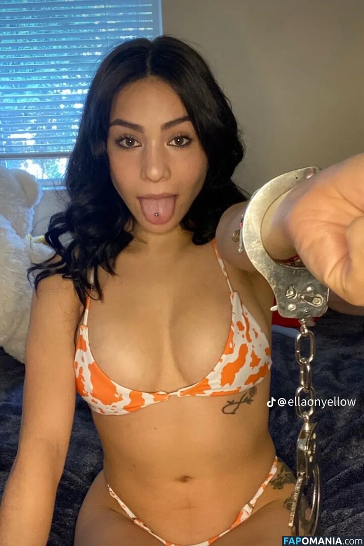 Ellaonyellow / ielleowo Naken OnlyFans  Läckta Foto #4