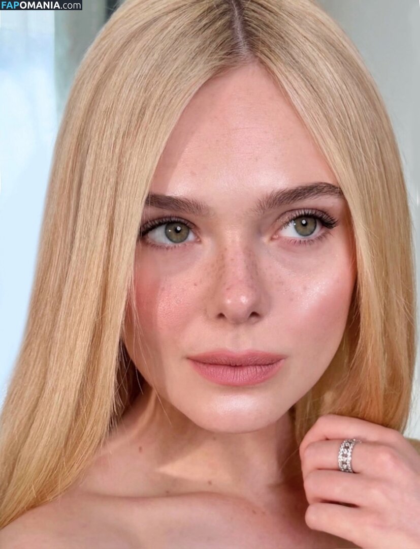 Elle Fanning / ellefanning Naken OnlyFans  Läckta Foto #85