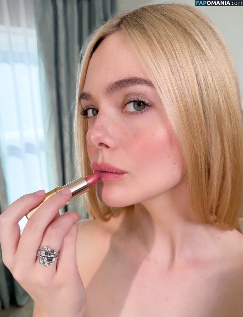 Elle Fanning / ellefanning Naken OnlyFans  Läckta Foto #86