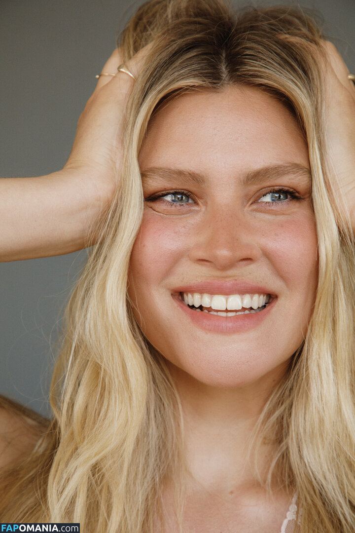 Elle Wagner / elle_wagner_ / ellewagner / https: Naken OnlyFans  Läckta Foto #3