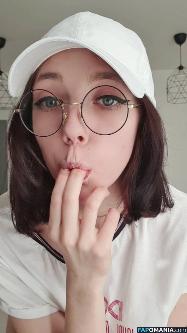 Elles Naken OnlyFans  Läckta Foto #4