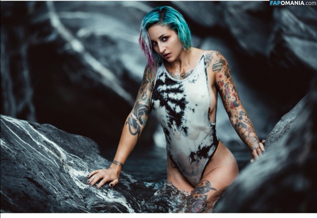 Elliex13 / https: Naken OnlyFans  Läckta Foto #1