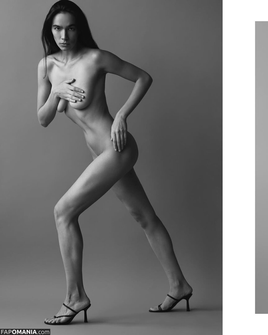 Elvina Garaeva / elyagara Naken OnlyFans  Läckta Foto #3