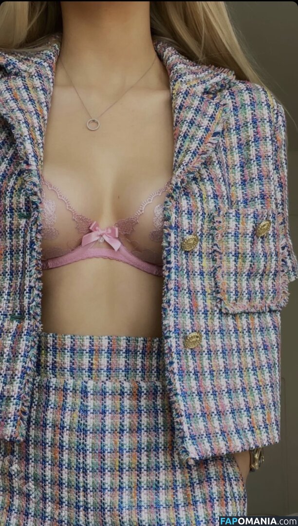 Ema Louise / emalouiise / emaxlouise Naken OnlyFans  Läckta Foto #8