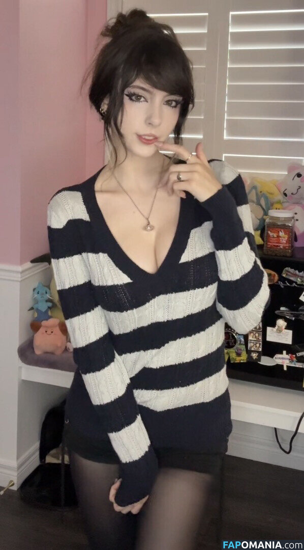 __emiki / em098 / emik28 / emiki / emiki28 / ilovekitties.28 Naken OnlyFans  Läckta Foto #2