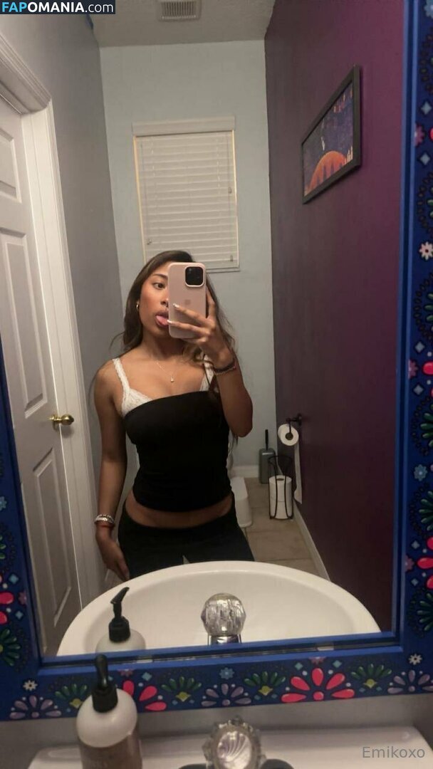 dejhacatt / emikossecret / emikoxo Naken OnlyFans  Läckta Foto #11