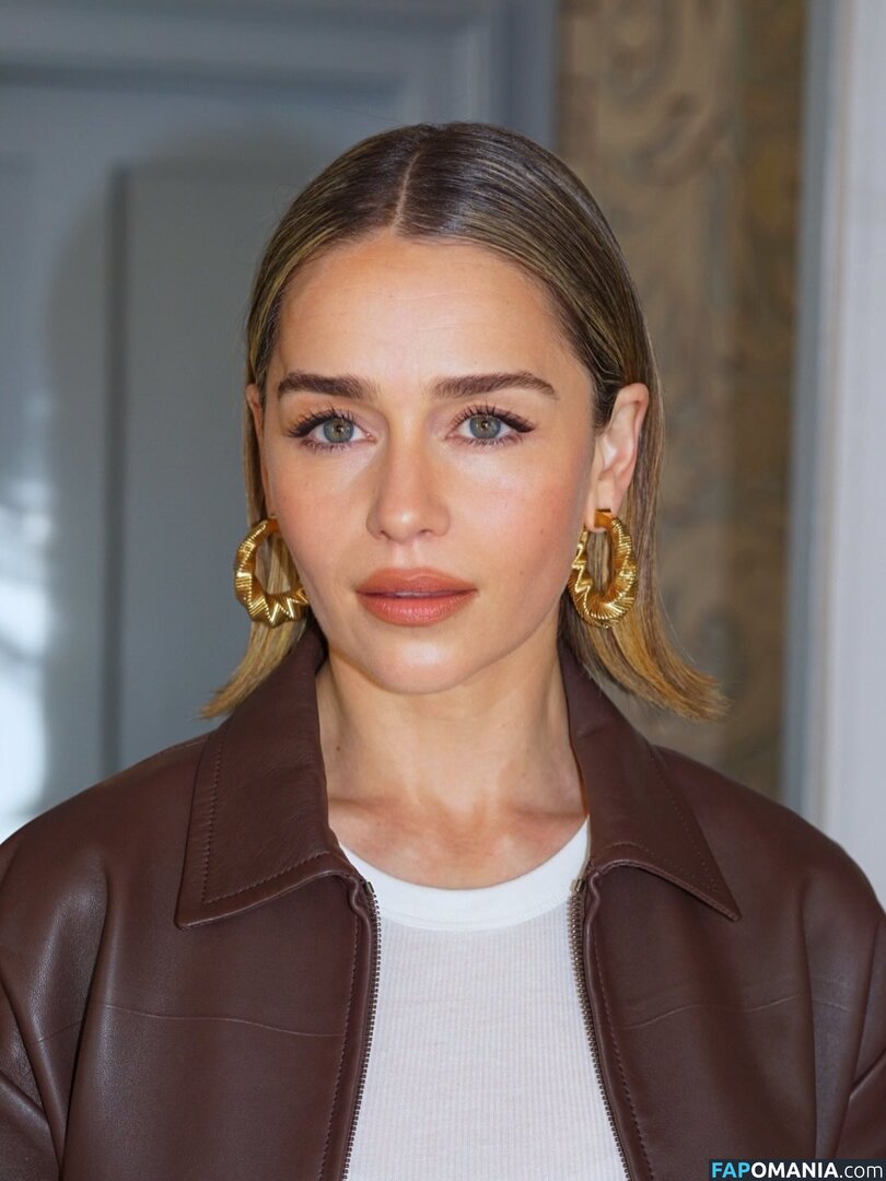 Emilia Clarke / clarkeyxo / emilia_clarke / emiliaclarke / emiliaclarkecentral / https: Naken OnlyFans  Läckta Foto #926