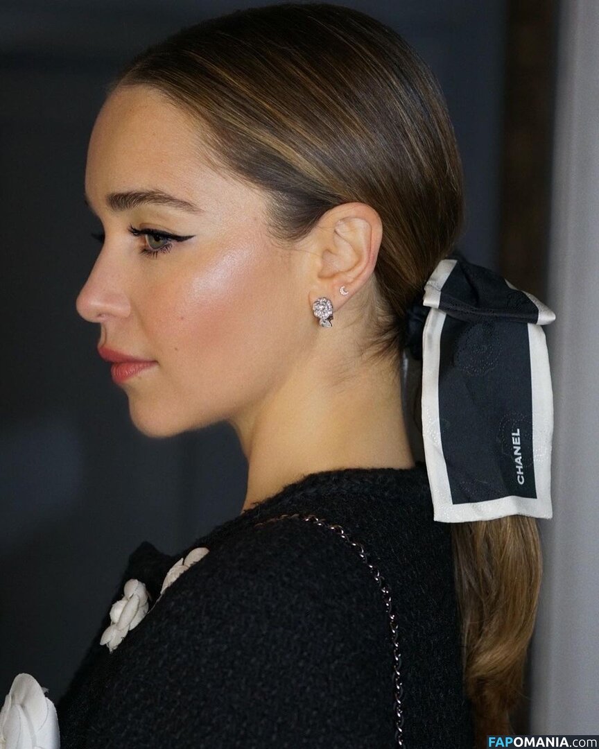 Emilia Clarke / clarkeyxo / emilia_clarke / emiliaclarke / emiliaclarkecentral / https: Naken OnlyFans  Läckta Foto #934