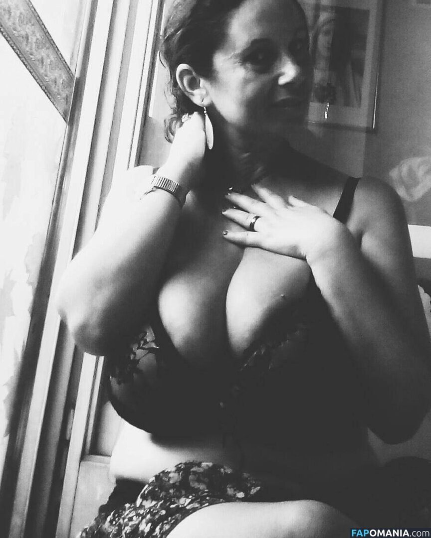 Emilia Di Giovanni / falena1971 Naken OnlyFans  Läckta Foto #40