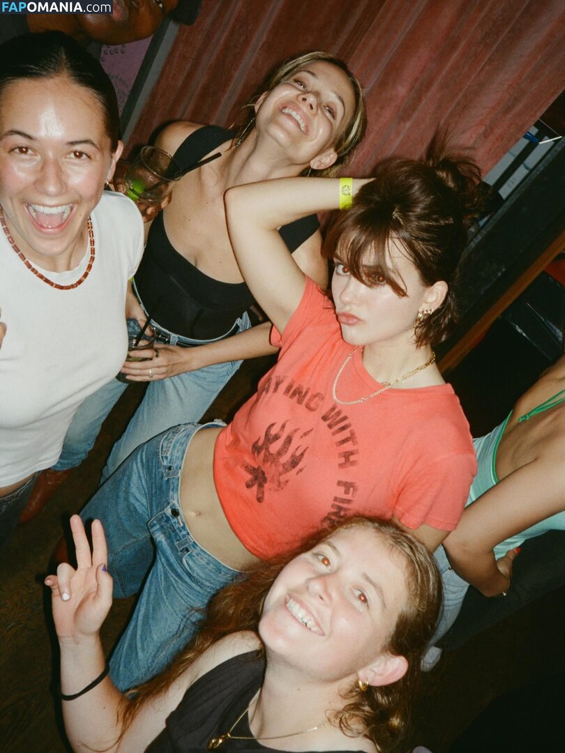 Emilia Jones Naken OnlyFans  Läckta Foto #26
