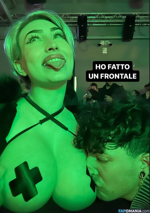 Emilia Zabberoni / artikleopard_artist Naken OnlyFans  Läckta Foto #8