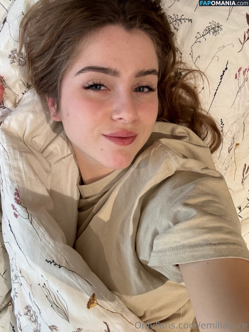 emiliallure Naken OnlyFans  Läckta Foto #10