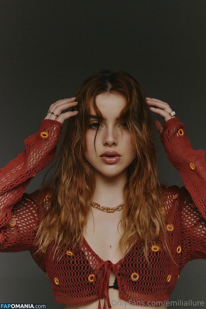 emiliallure Naken OnlyFans  Läckta Foto #11