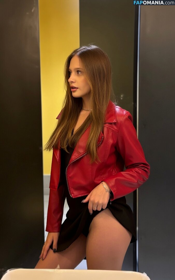 Emilly Campos / _emycampos Naken OnlyFans  Läckta Foto #2