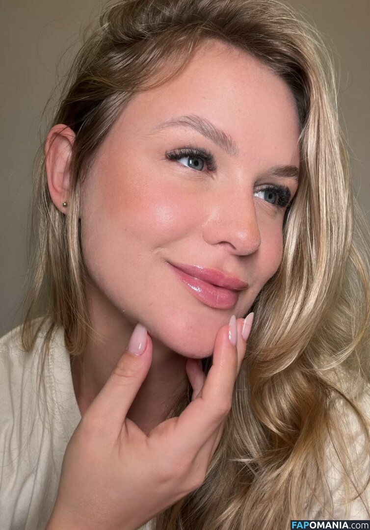 Emilly Schellmann / _emillyschellmann Naken OnlyFans  Läckta Foto #37